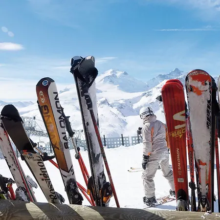 L'aiguille Percee ホテル