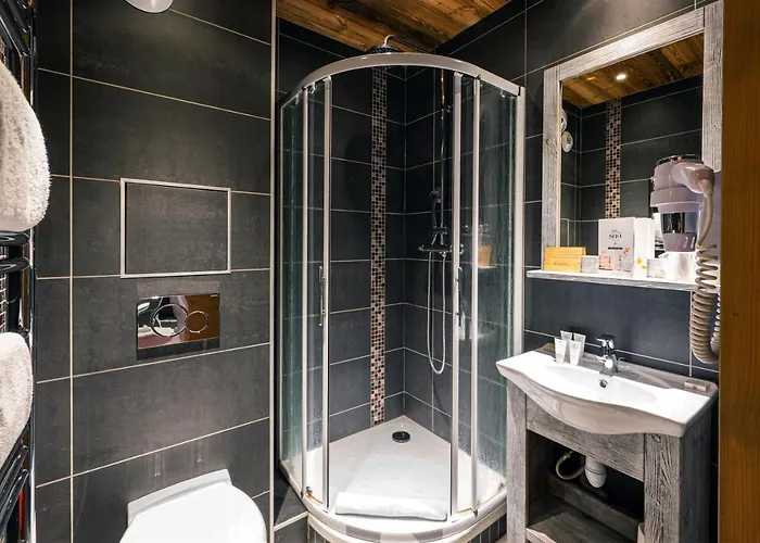 Hotel L'Aiguille Percee Hotell