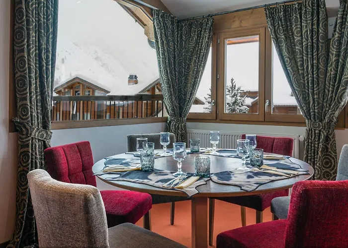 Hotel L'Aiguille Percee Hotell 3*